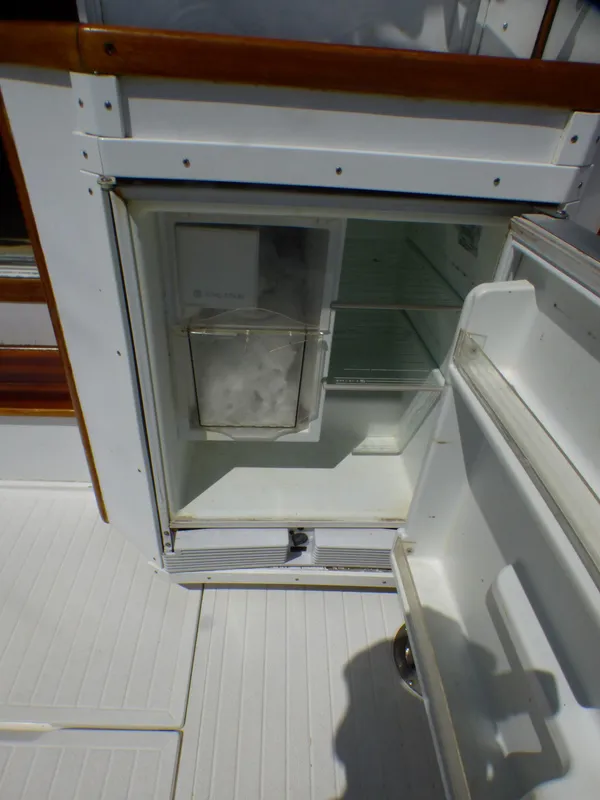1979 Chris-Craft 45 Commander Sport Fisherman