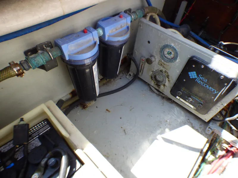 1979 Chris-Craft 45 Commander Sport Fisherman