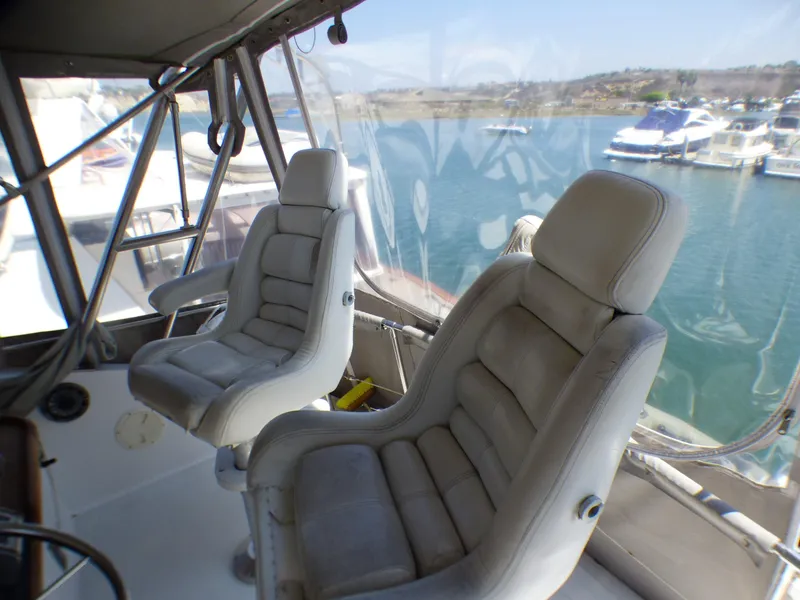 1979 Chris-Craft 45 Commander Sport Fisherman