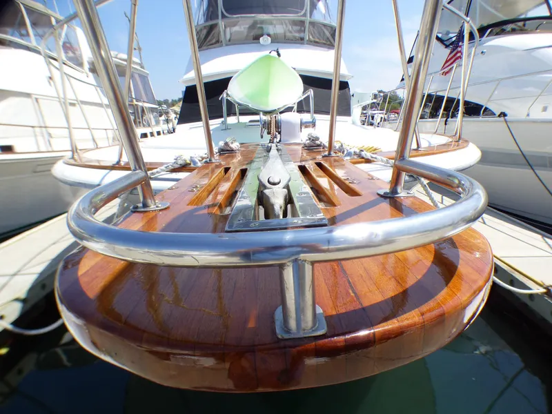 1979 Chris-Craft 45 Commander Sport Fisherman