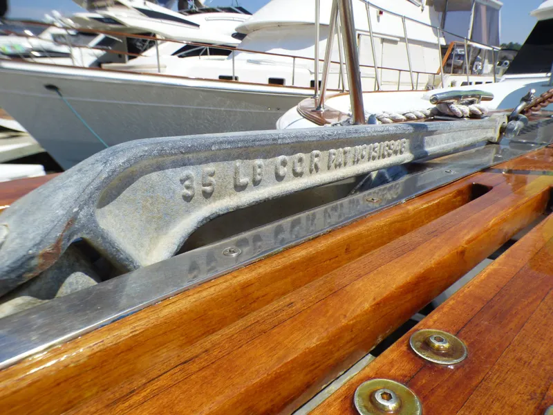 1979 Chris-Craft 45 Commander Sport Fisherman