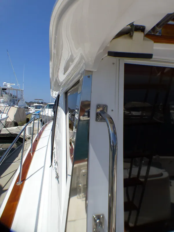 1979 Chris-Craft 45 Commander Sport Fisherman