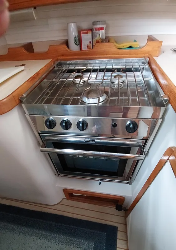 1995 Catalina 42