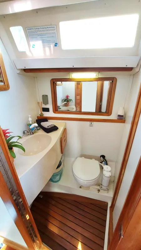 1995 Catalina 42