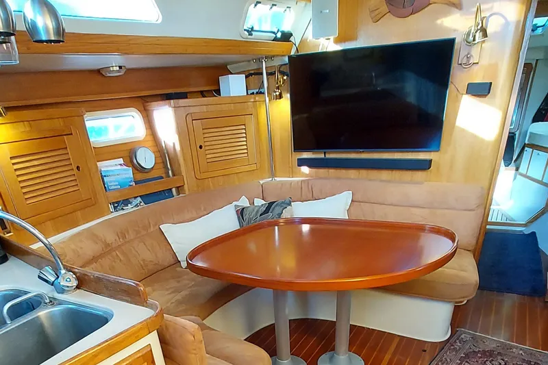 1995 Catalina 42