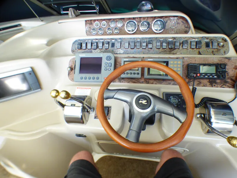 1998 Sea Ray Sundancer 400