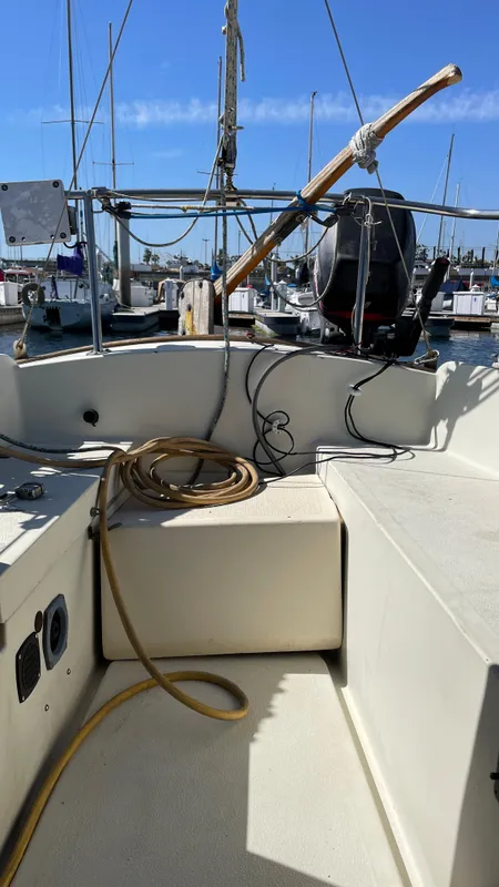 1979 Pacific Seacraft Flicka 20