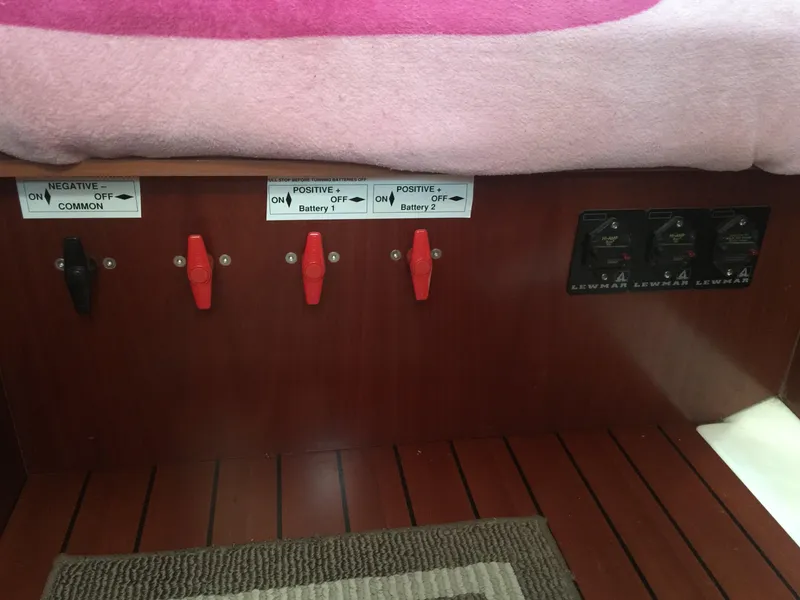 2006 Beneteau 473