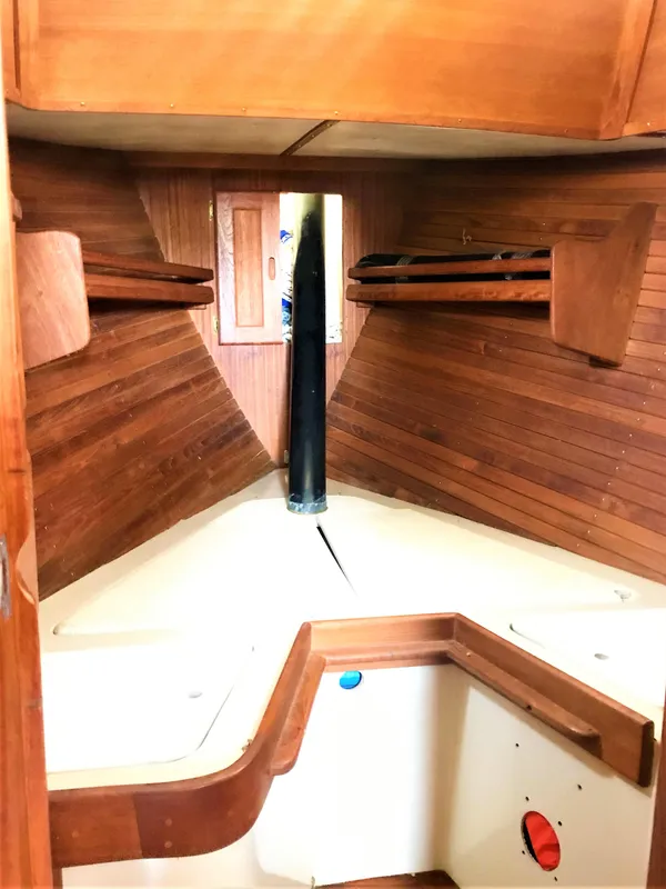 1976 Westsail 28