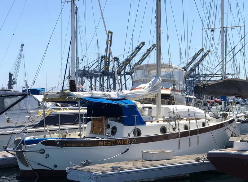 1976 Westsail 28