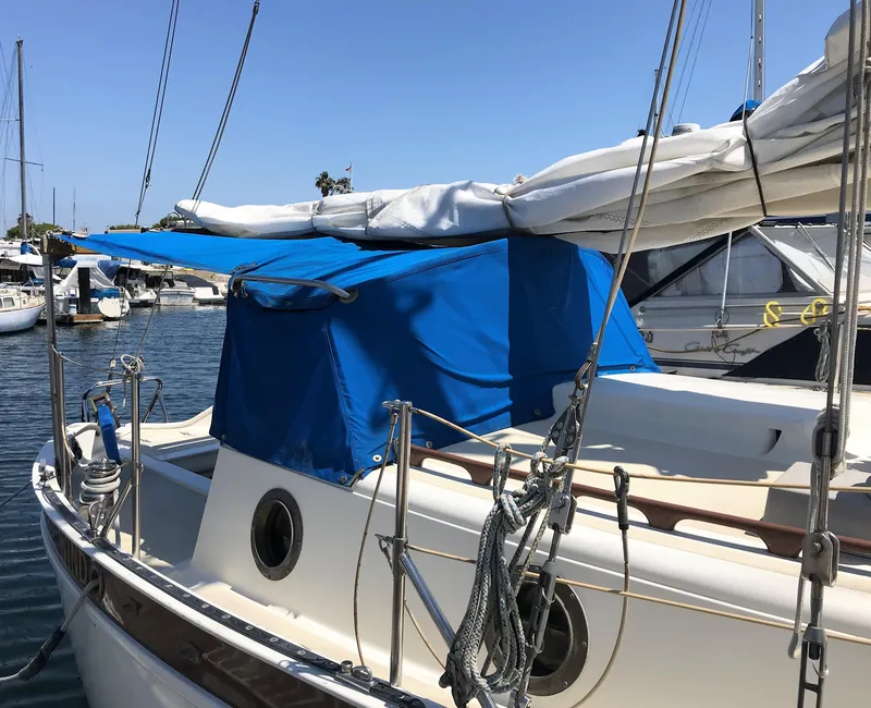 1976 Westsail 28