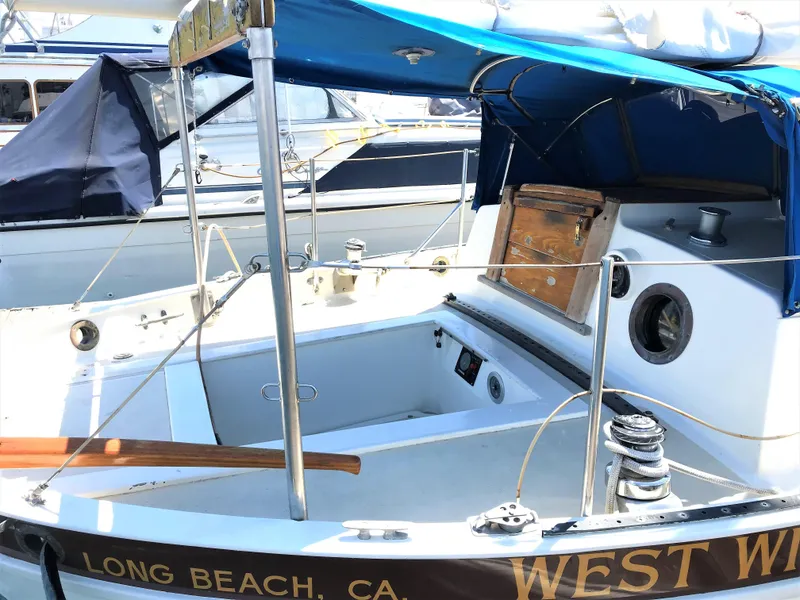 1976 Westsail 28