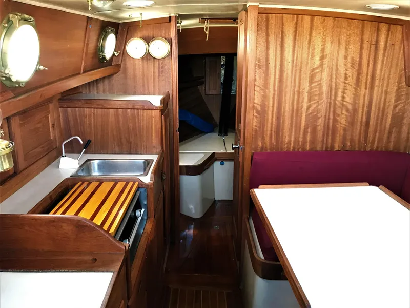 1976 Westsail 28