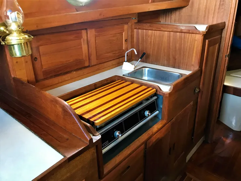 1976 Westsail 28