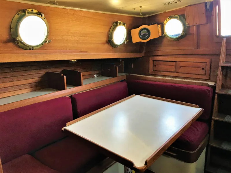 1976 Westsail 28
