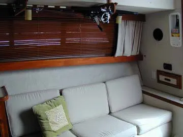 1989 Carver 3297 Mariner