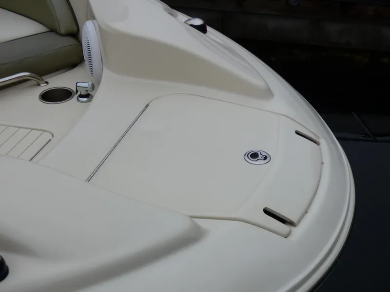 2006 Sea Ray SUNDECK 270