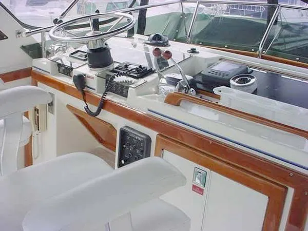 Flybridge & helm