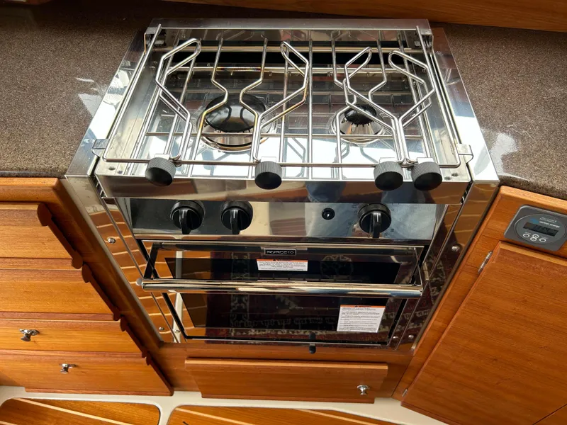 Force 10 Stove and Oven