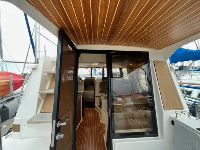 Cockpit Looking Fwd