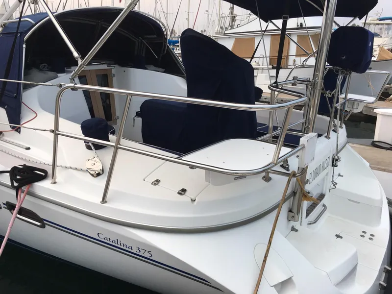 2009 Catalina 375