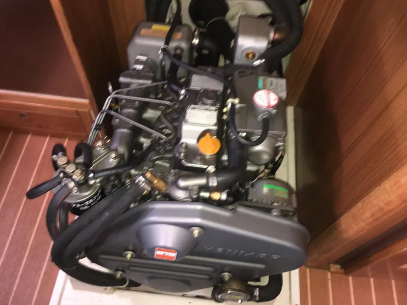 2009 Catalina 375