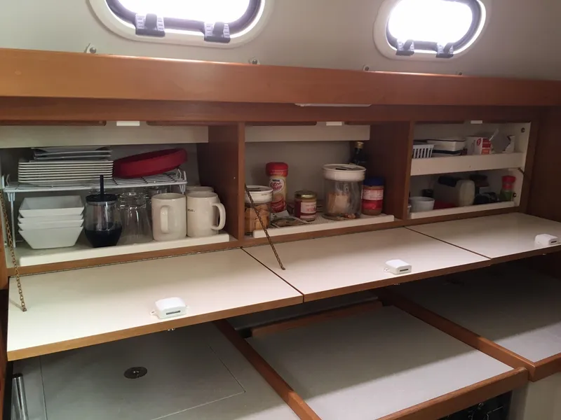 2009 Catalina 375