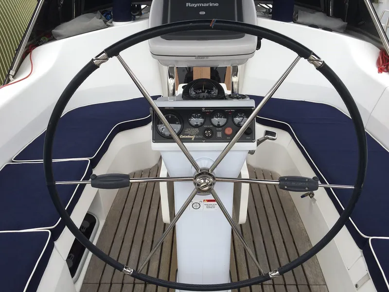 2009 Catalina 375