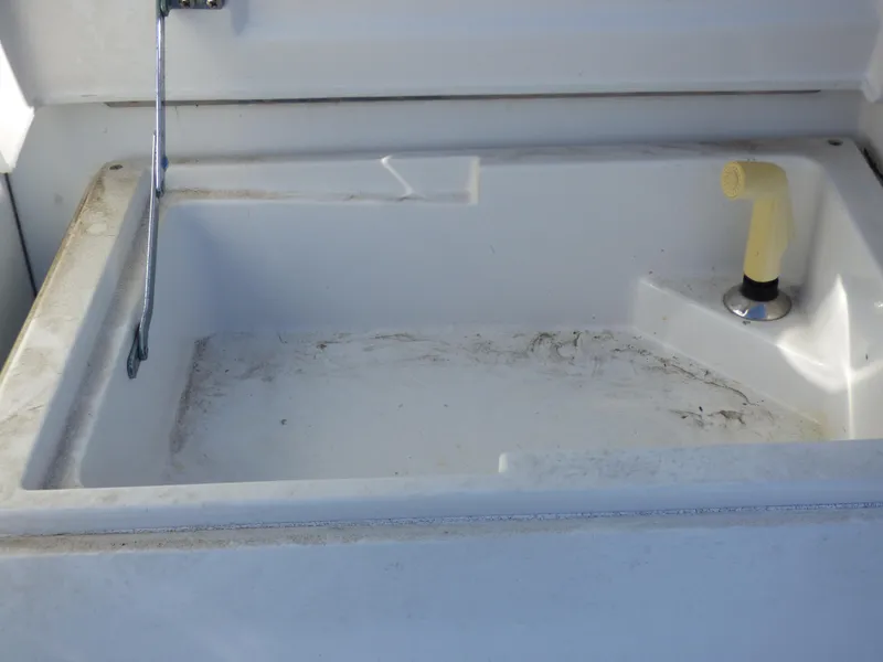 1995 Luhrs Tournament 320 Convertible
