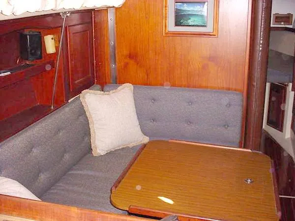1984 Catalina Sloop