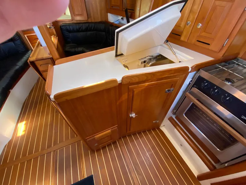 2007 Tartan 3700 CCR
