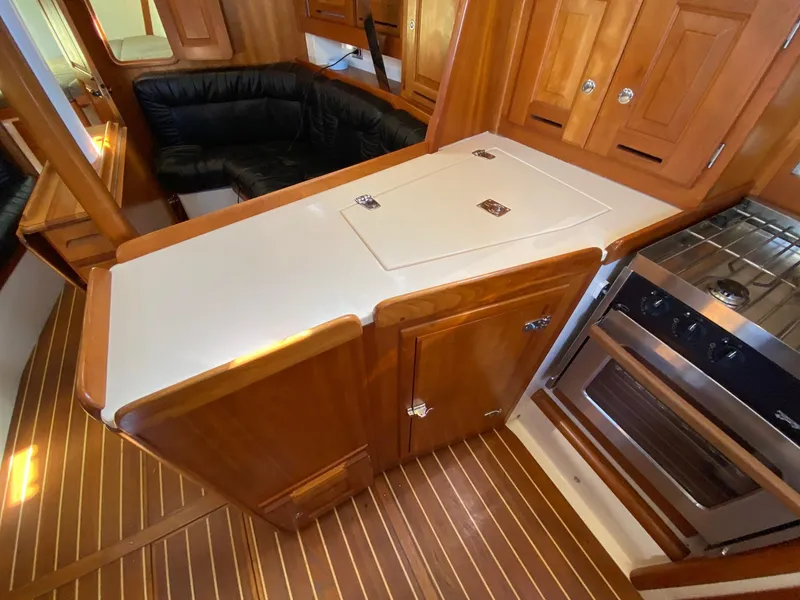 2007 Tartan 3700 CCR