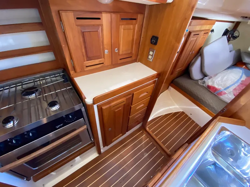2007 Tartan 3700 CCR