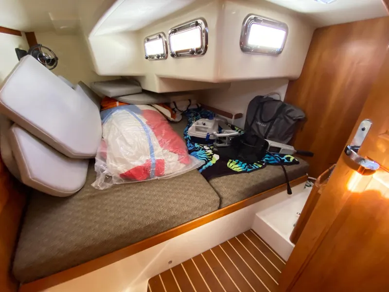 Cockpit cushions, Spinnaker, Electric dingy motor