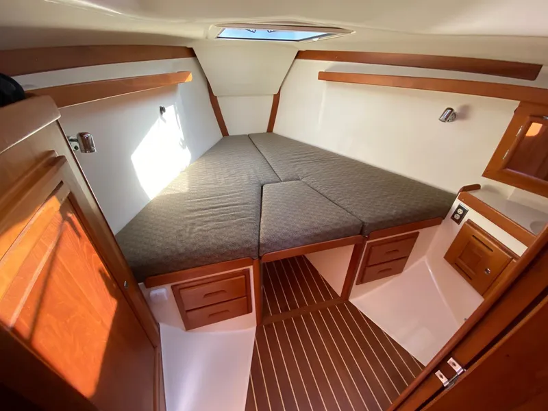 2007 Tartan 3700 CCR