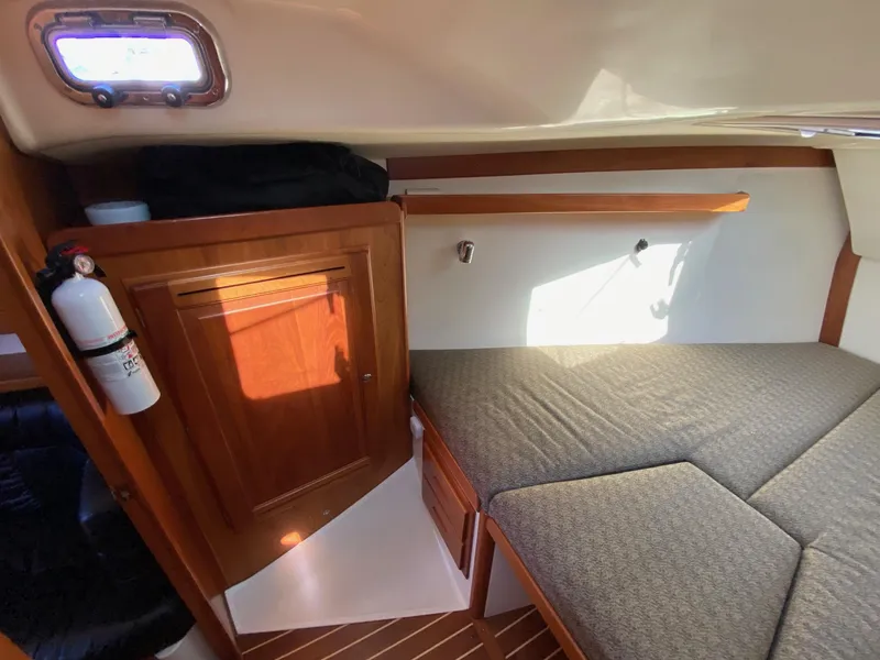2007 Tartan 3700 CCR