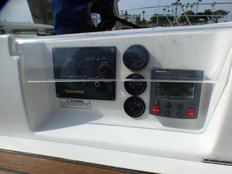 2006 Beneteau America 393