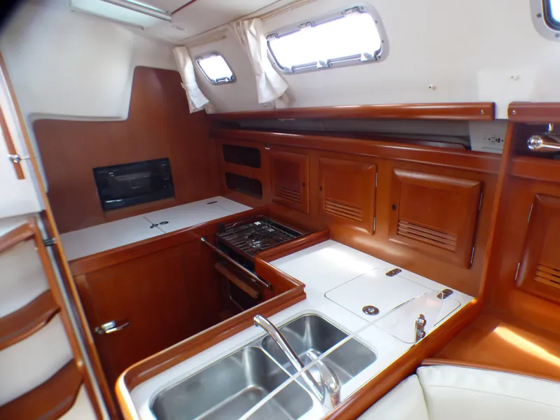 2006 Beneteau America 393