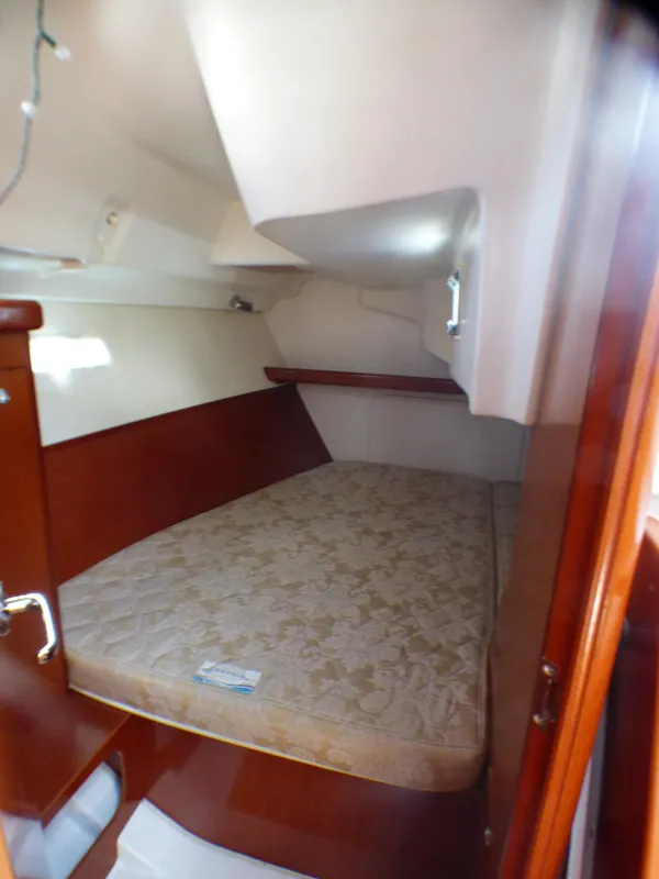 Aft Cabin Berth
