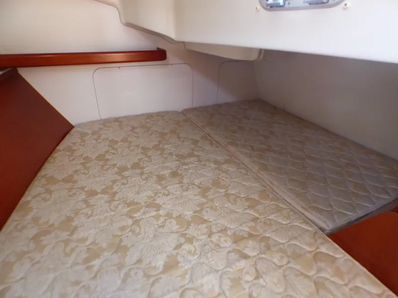 2006 Beneteau America 393