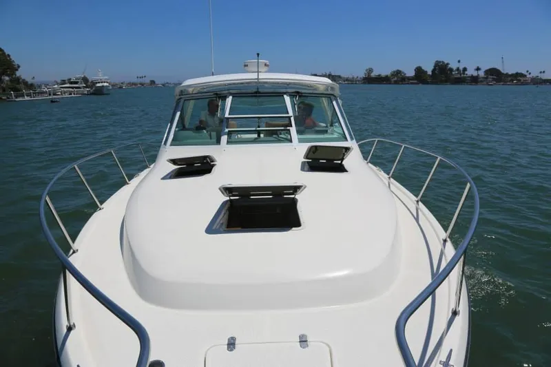 1996 Tiara Yachts 3100 Open