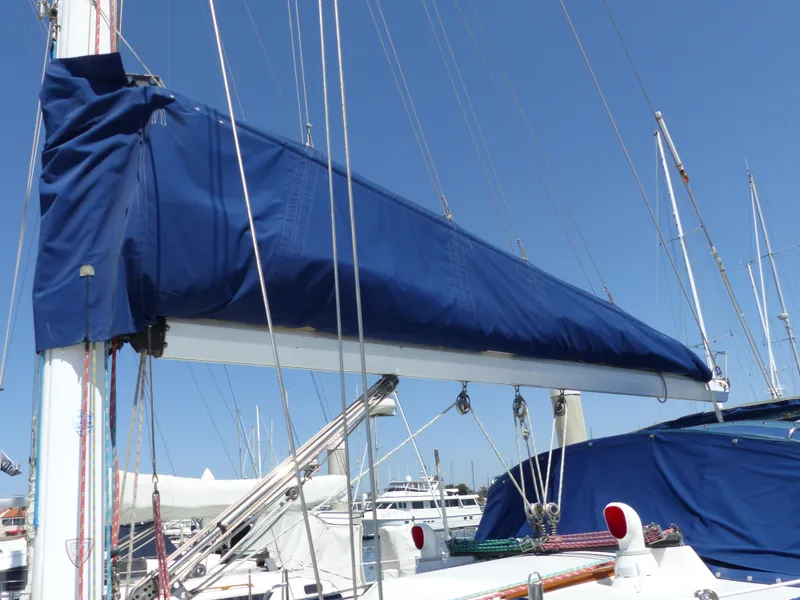 1989 Catalina 42