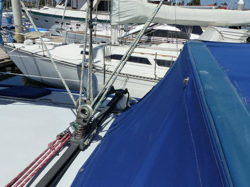 1989 Catalina 42