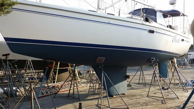 2004 Catalina 350