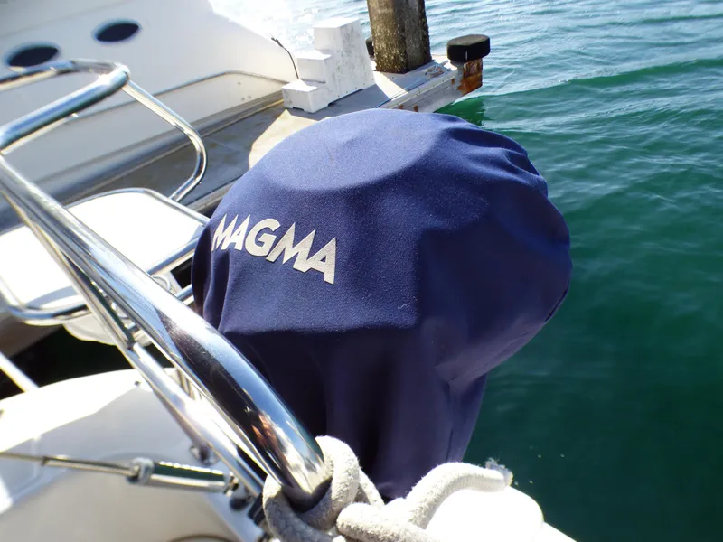 2004 Catalina 350