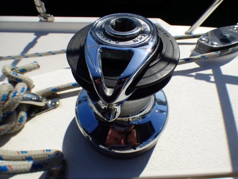 2004 Catalina 350
