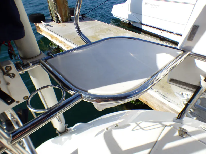 2004 Catalina 350