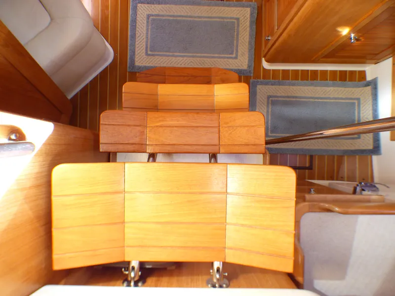 2004 Catalina 350