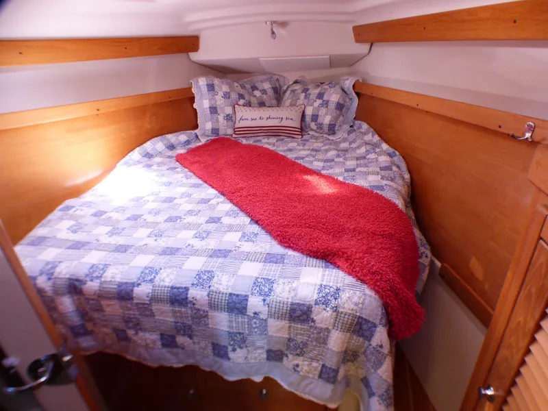 2004 Catalina 350