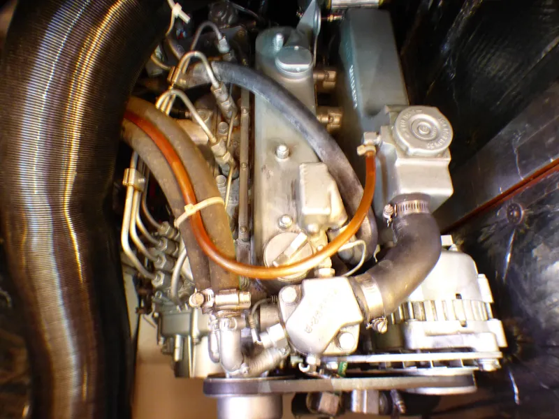 2004 Catalina 350
